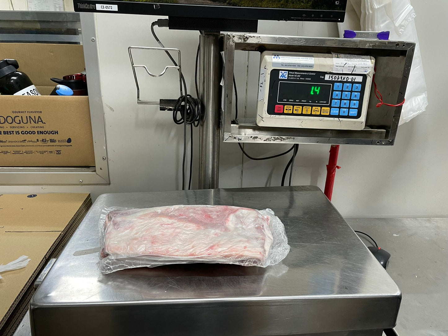 Premium Australia Grain Fed French lamb Rack (frozen) halal ~ +/-1.4kg